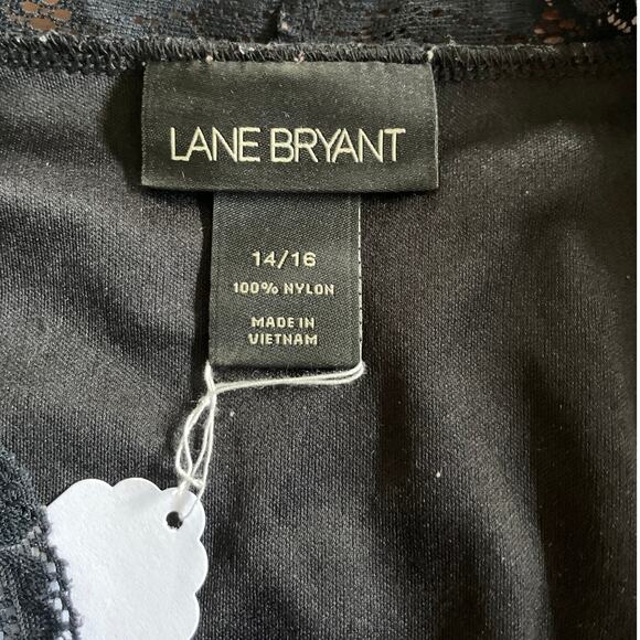 LANE BRYANT, SIZE 14/16, BLACK LACE TOP - Picture 3 of 4